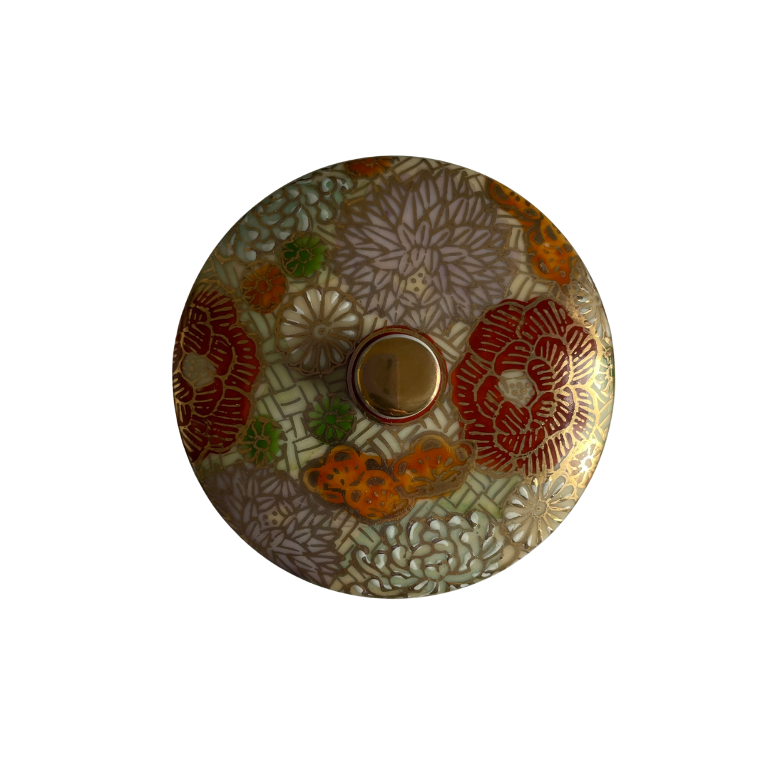 Bougie parfumée Odyssée japonaise avec tasse à thé Kutani (HANAZUME)