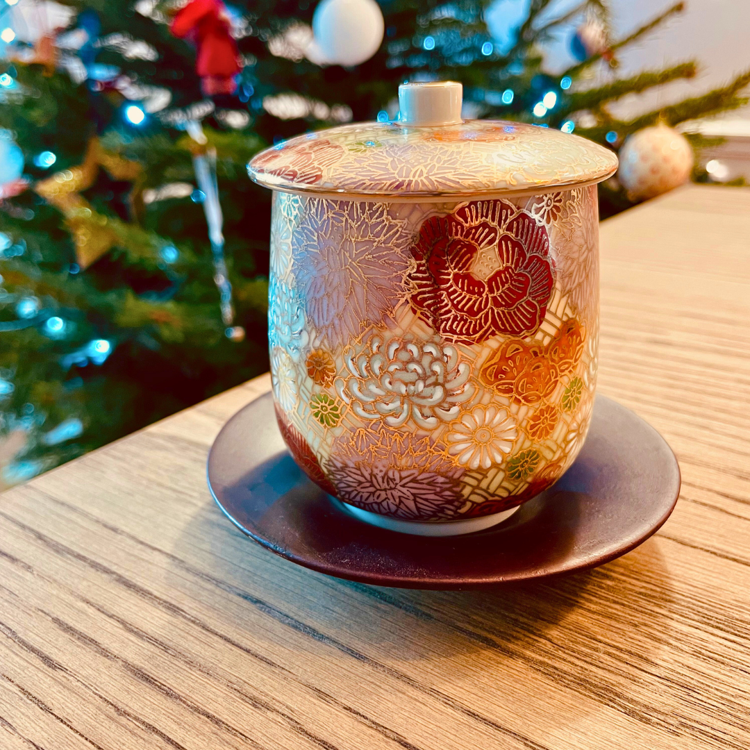 Bougie parfumée Odyssée japonaise avec tasse à thé Kutani (HANAZUME)