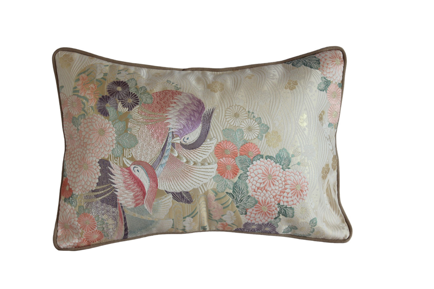 Obi-Kimono cushion : Oshidori (Mandarin duck) with beige piping