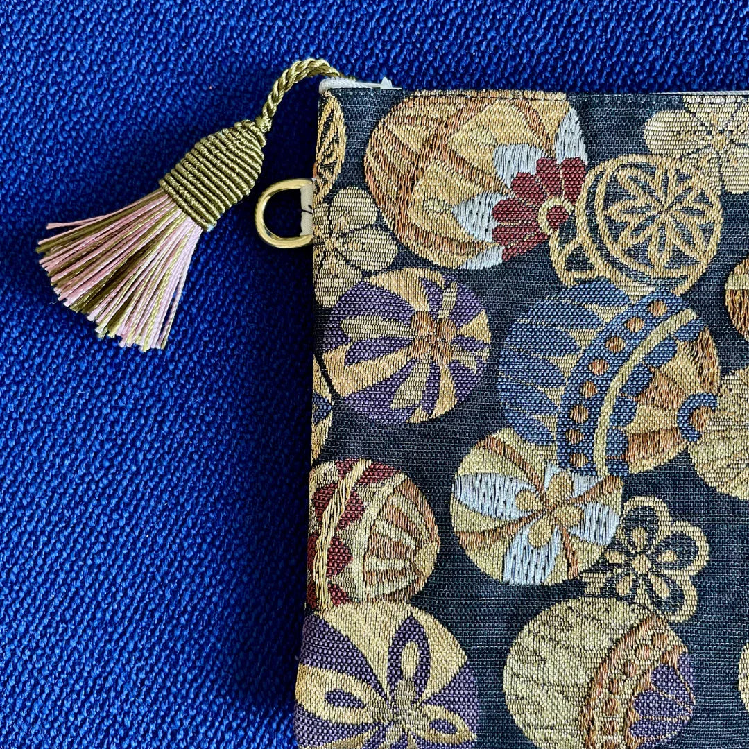 MAISON MIYABI Paris vintage Obi-Kimono pouch with gold tassel, multicolor brocade fabric