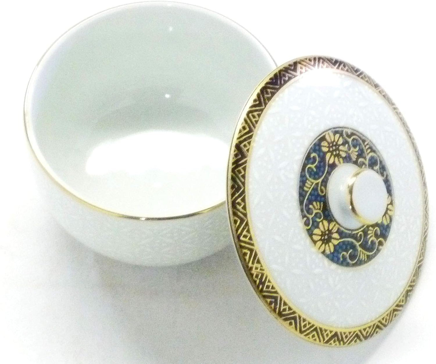 Bougie Parfumée Odyssée japonaise avec tasse à thé Kutani (SHIRO)