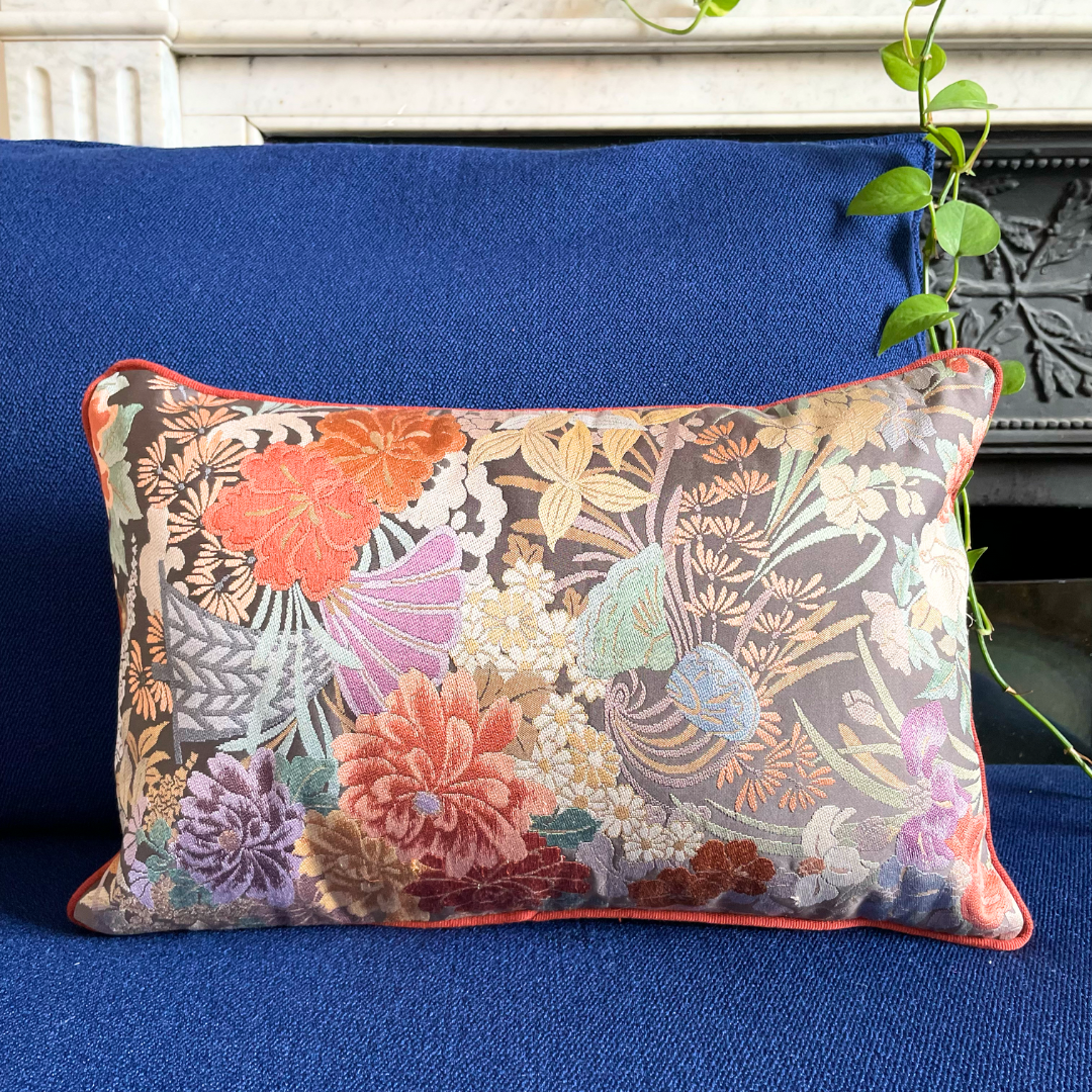 Coussin en Soie Kimono : Utagé - Fête Étincelante