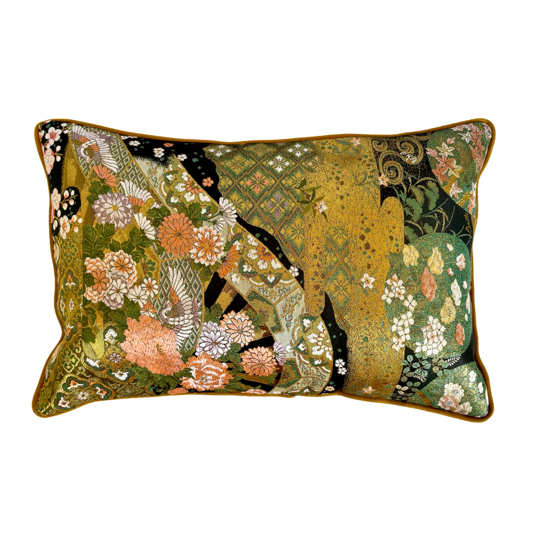 Obi-Kimono cushion: Ume (Plum)