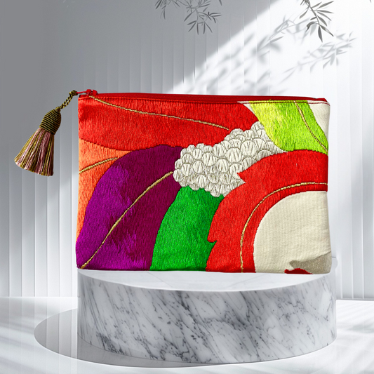 Pouch Miyabi : Tsubaki (Camellia): Coming soon! Reservation possible