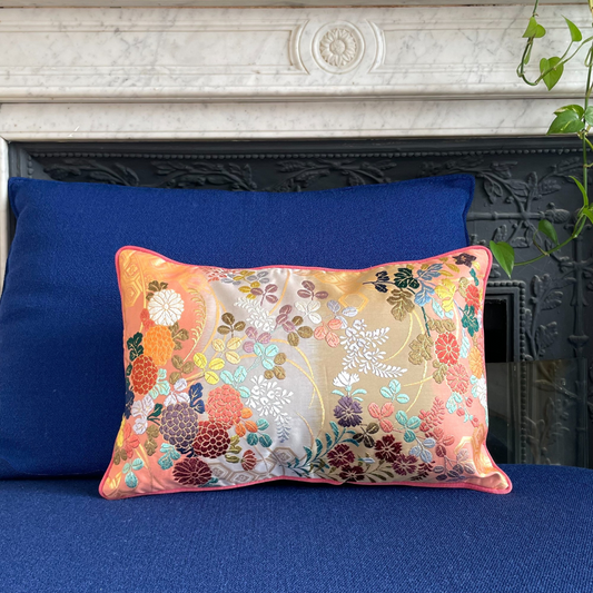 Obi-Kimono cushion : Mandarin duck with beige piping