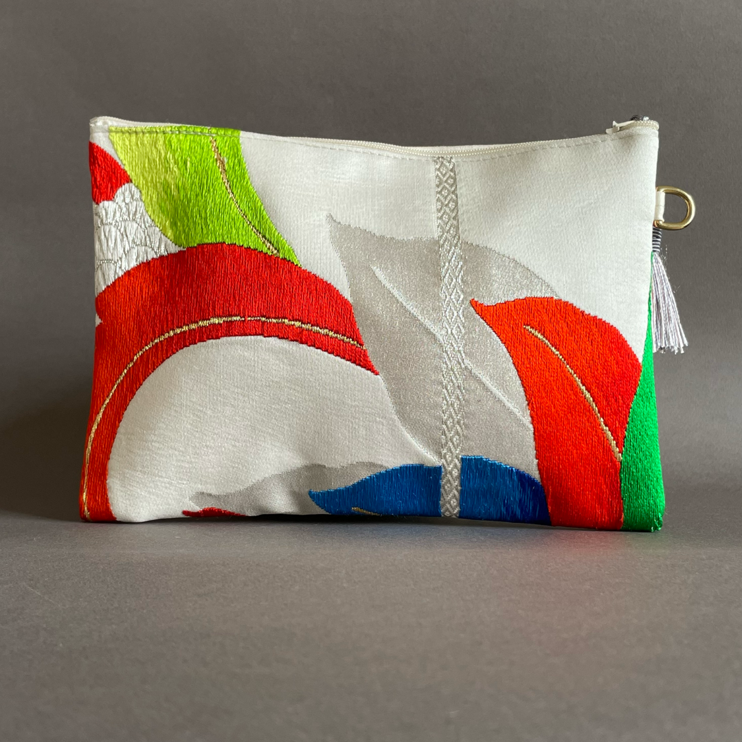 Pochette en soie Miyabi : Yuri (Lys)