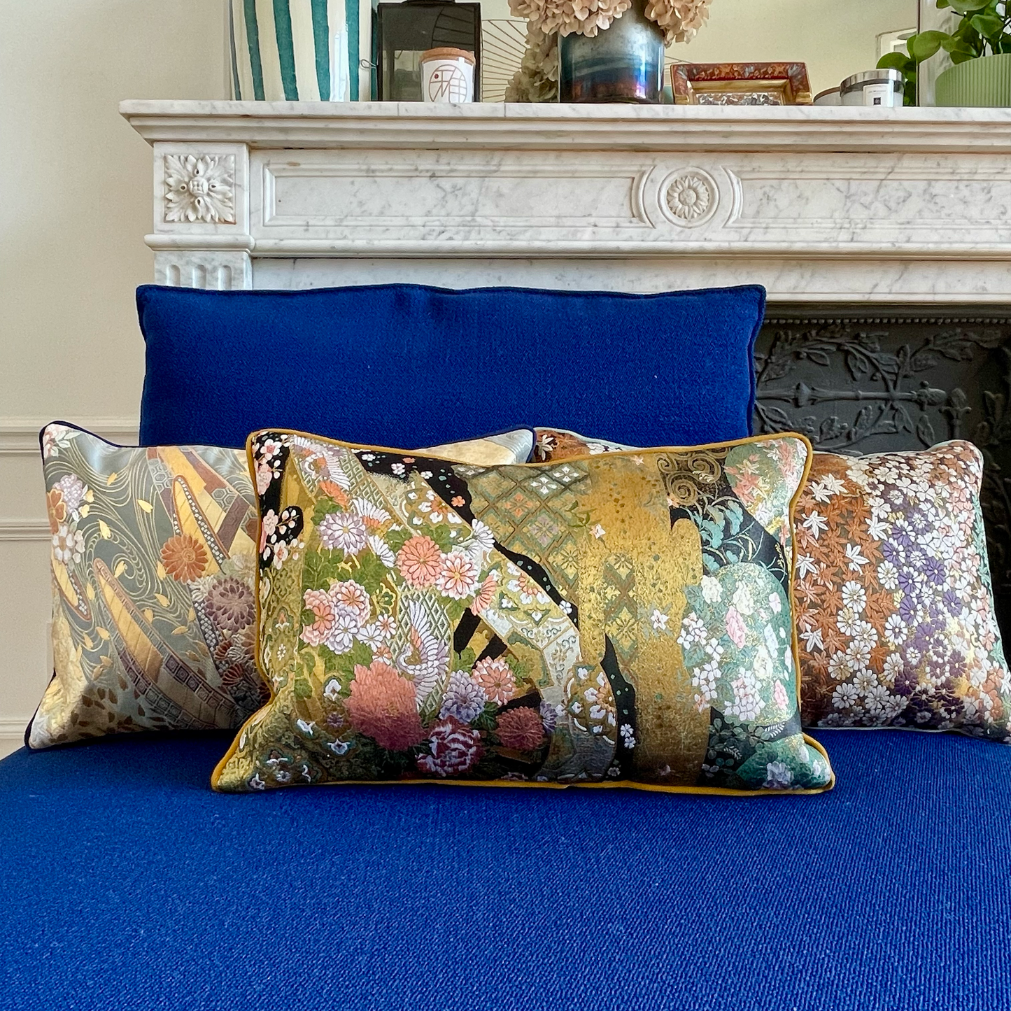 Obi-Kimono cushion: Ume (Plum)