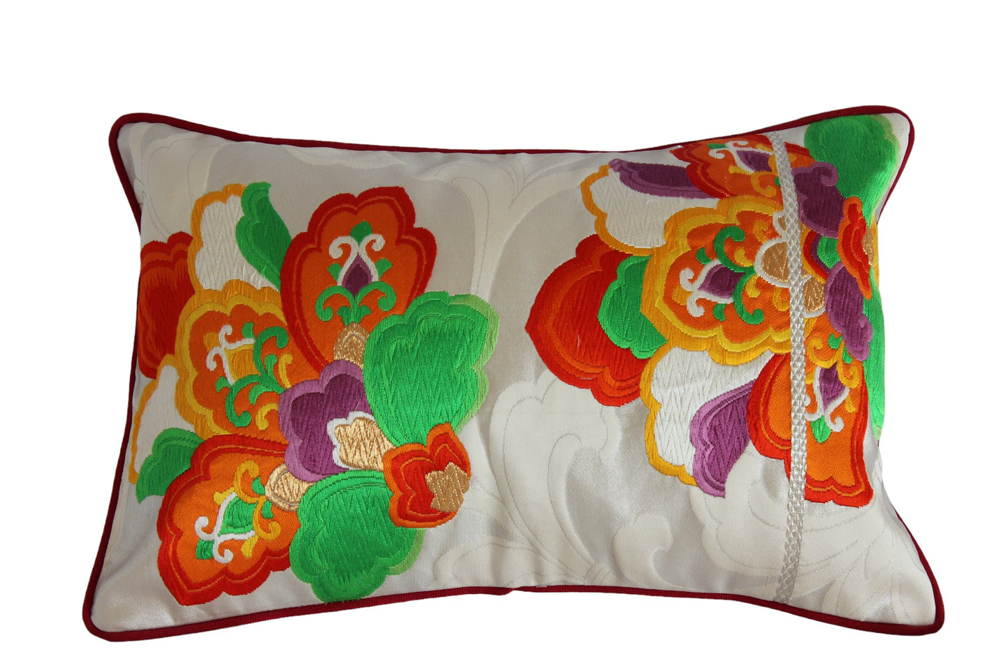 Coussin Obi-Kimono : Pivoine avec le passepoil rouge