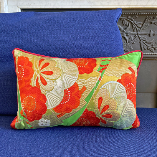 Obikimono silk vintage cushion by MAISON MIYABI Paris