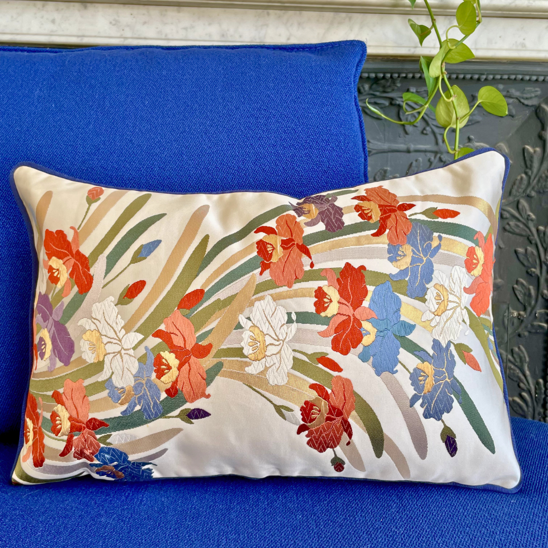 Coussin en Soie Kimono : Ayamé - Éclat d'Iris