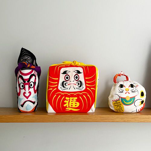 Serviette Furoshiki Fuku : Daruma (Symbole de persévérance)