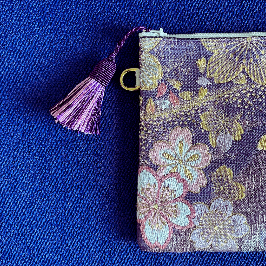 Pochette en soie Miyabi : Yozakura (Cerisiers la nuit)